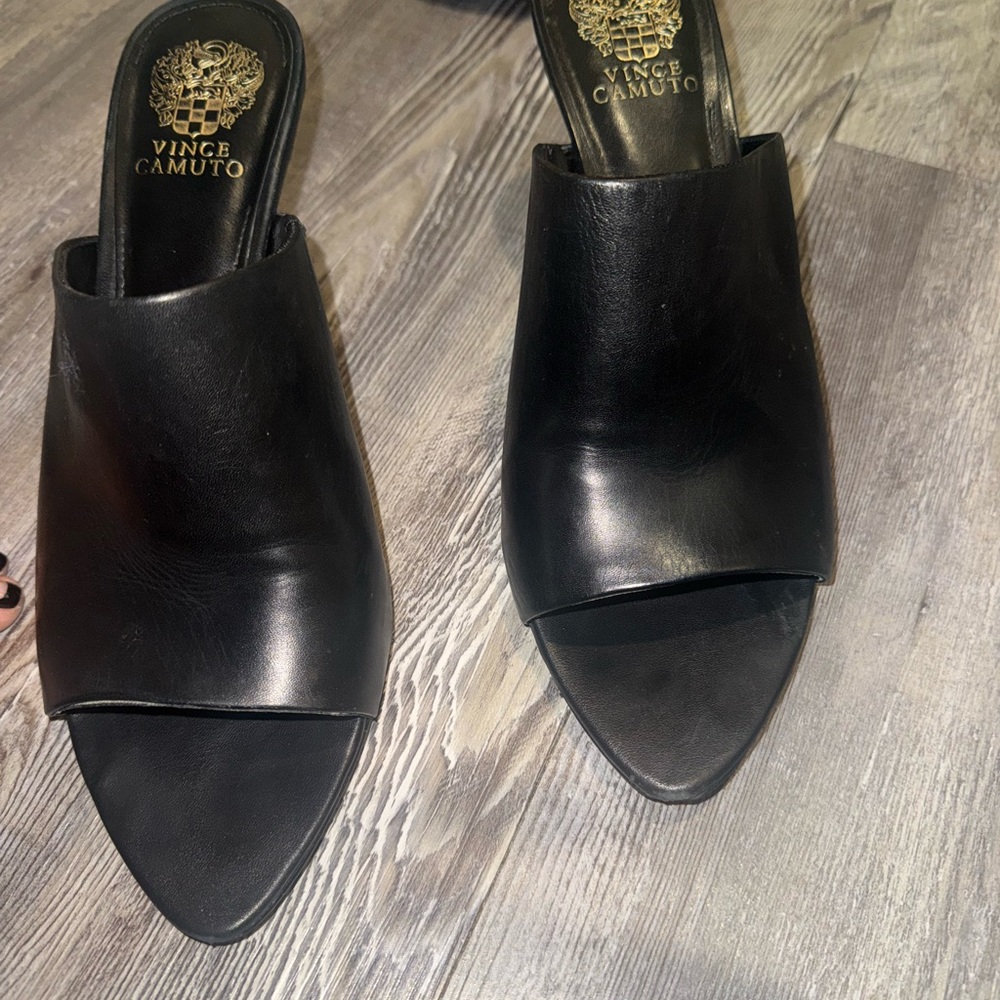 Vince Camuto Black Mules Sleek Minimalist Design